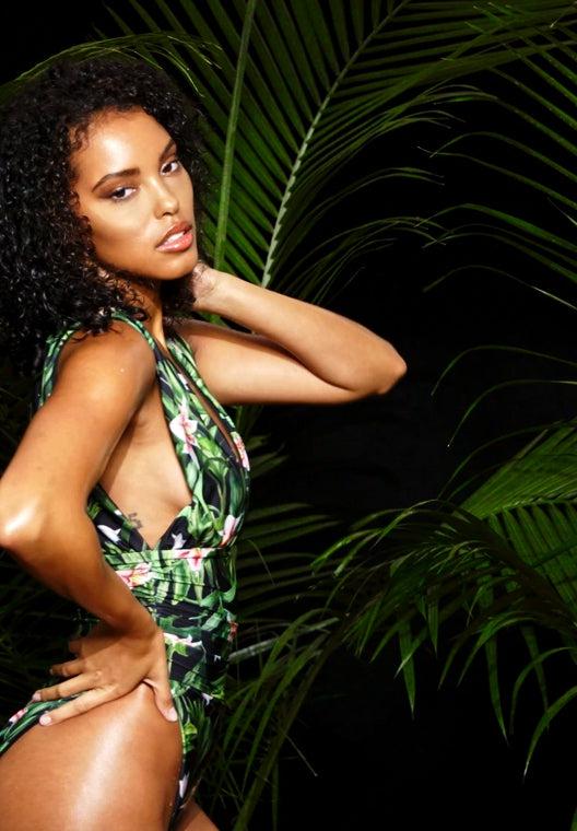 Valencia One Piece: Palm